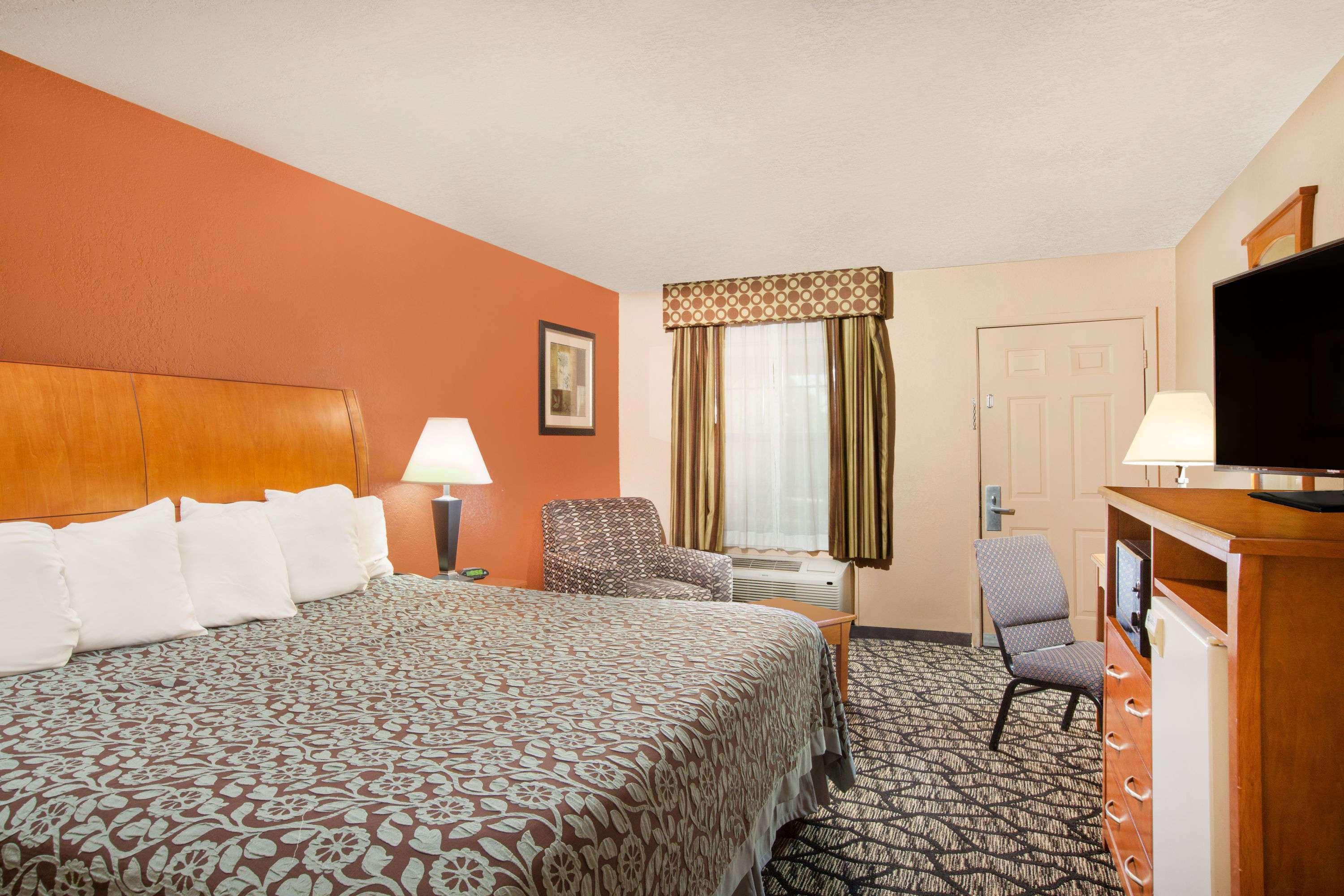 Days Inn By Wyndham Centerville Luaran gambar